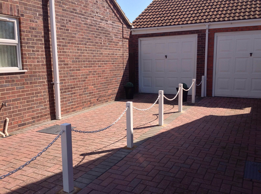 White Post and Chain Fencing on Driveway