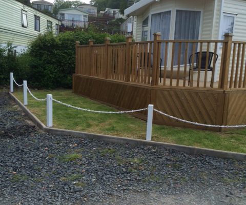 White Post and Chain Fencing for Lawns White Post and Chain Fencing for Lawns
