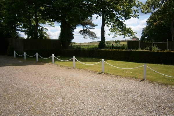 Small White Fence with White Chains Small White Fence with White Chains