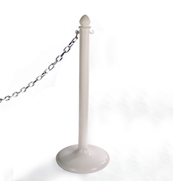 freestanding exhibition post and chain fencing