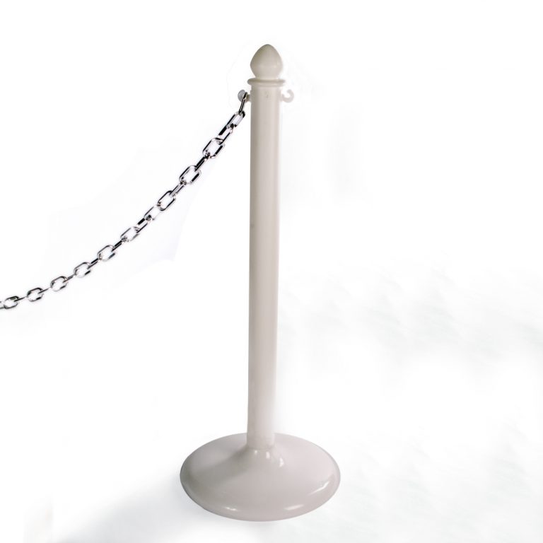 freestanding exhibition post and chain fencing